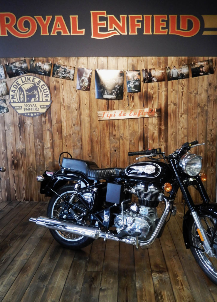 moruzzi-moto-allestimento-royal-enfield-wonderland-piacenza-2